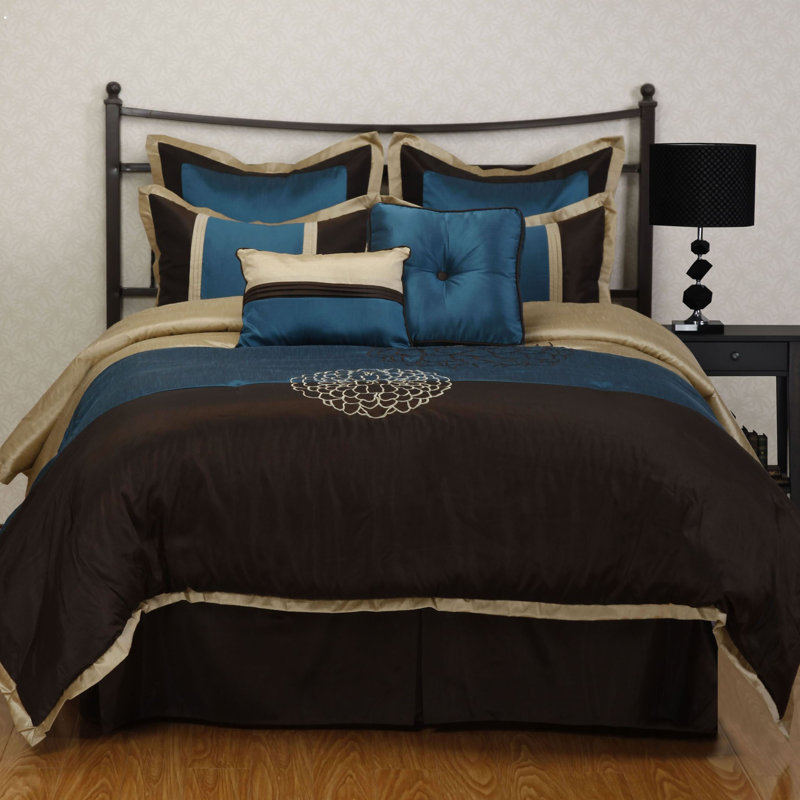 Phoebe Multi-colored Microfiber Modern & Contemporary 8 Piece Comforter Set, Queen Comforter + 7 Additional Pieces