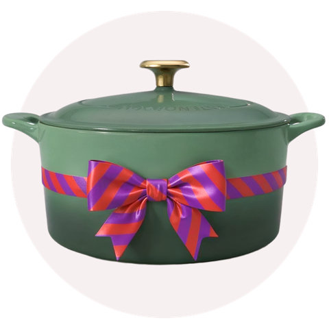 Green dutch oven with ribbon