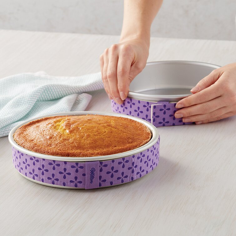 Wilton 4 Piece Aluminum Non-Stick Round Cake Pan Set & Reviews