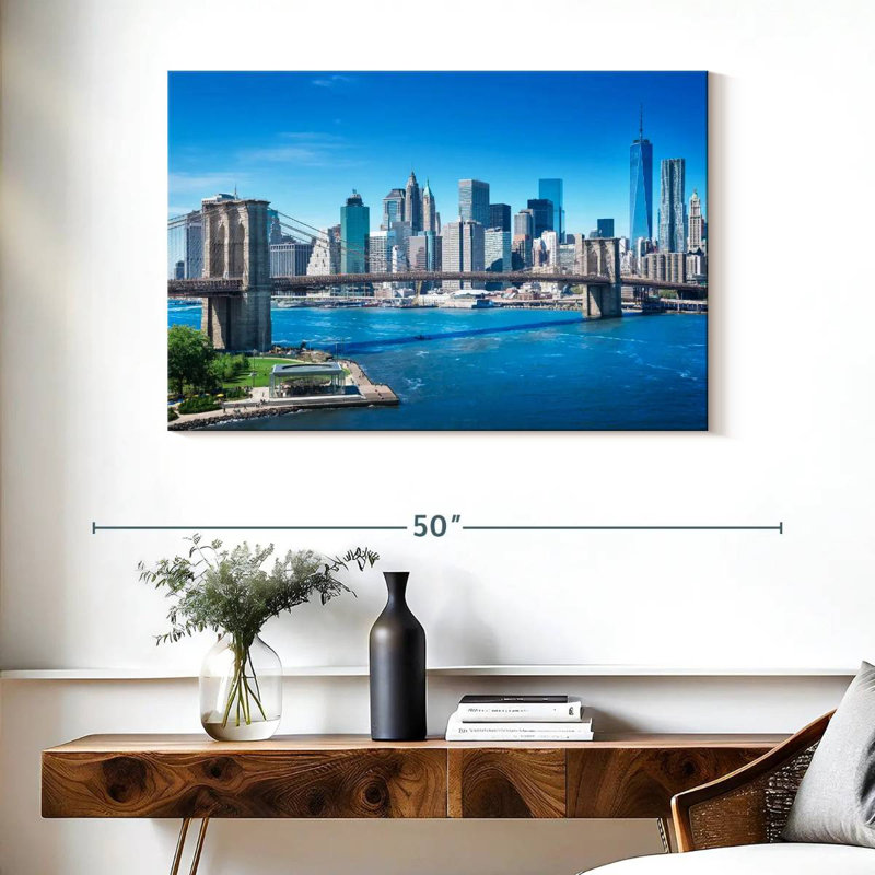 Lilie Blue Sky Manhattan Bridge, H 26 po x l 39 po