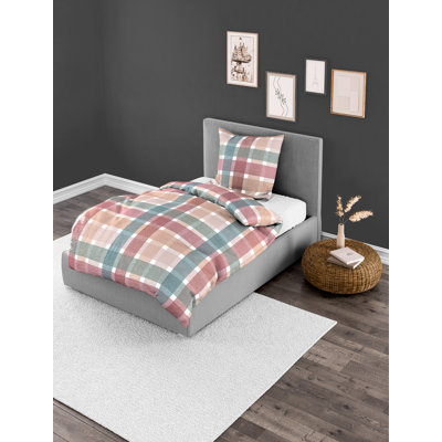 Bierbaum Cotton Patchwork Duvet Cover Set with Pillow Shams and Pillowcases