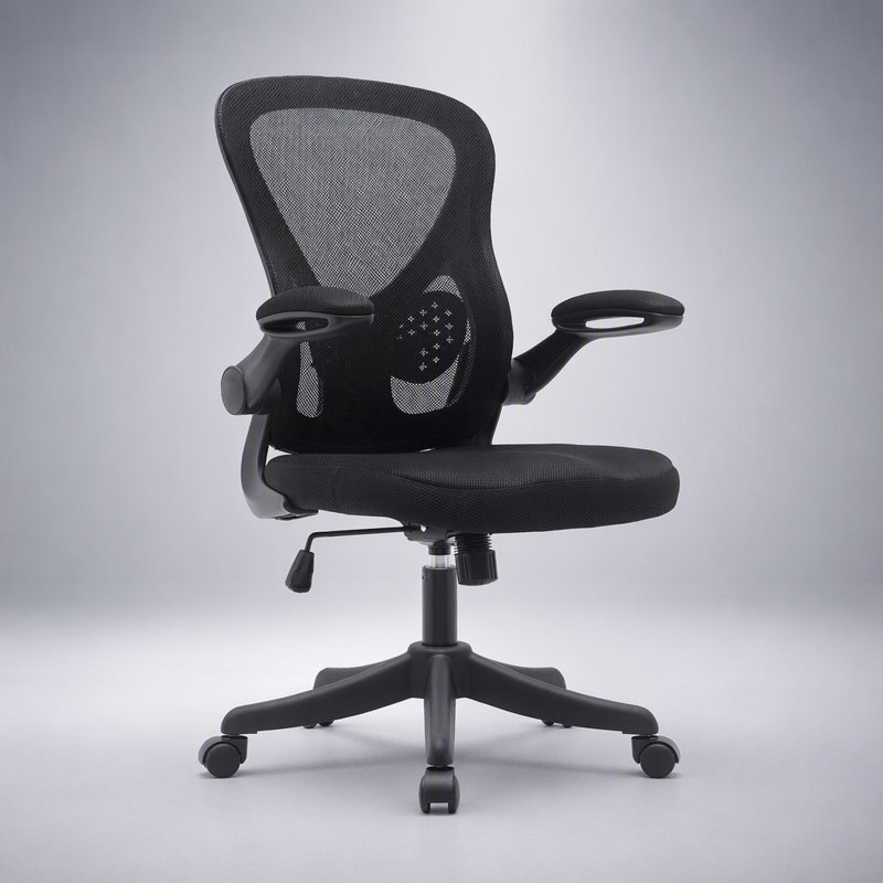 Chaise de bureau ergonomique en maille noire avec soutien lombaire, accoudoirs relevables et tissu respirant pour un confort et une durabilité optimaux.