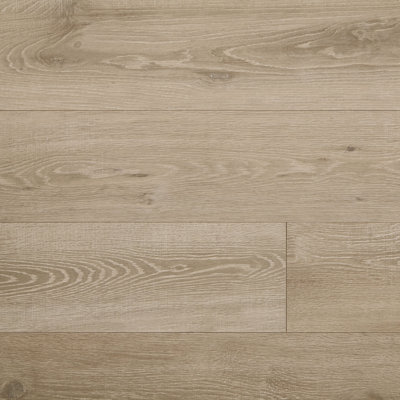 Plancher stratifié en chêne 7,5 po x 47,5 po x 12 mm Restoration Collection® Palace