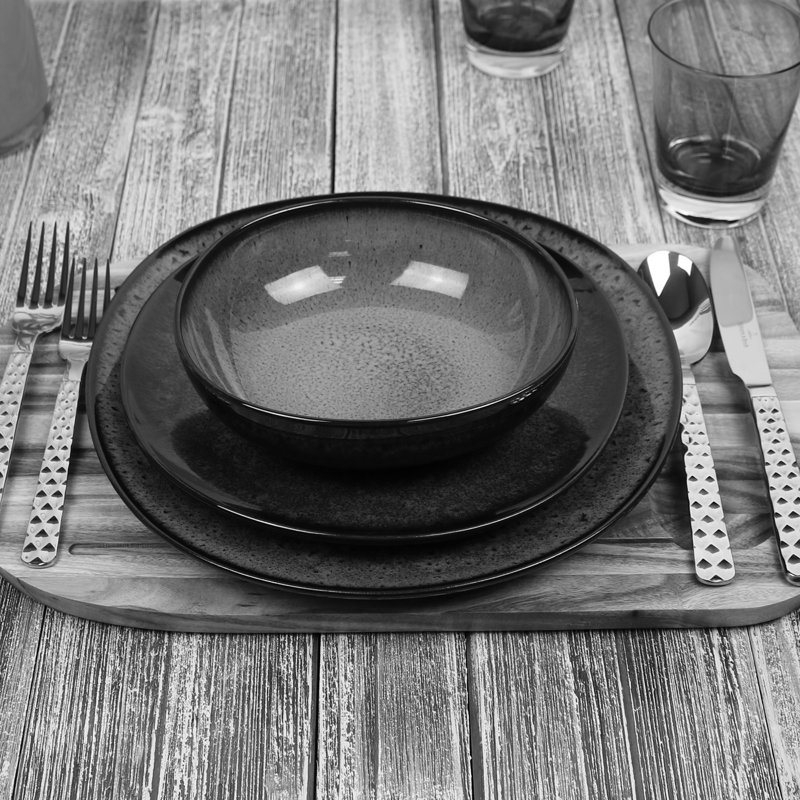 Villeroy & Boch Lave 9.25" Salad or Dessert Plate