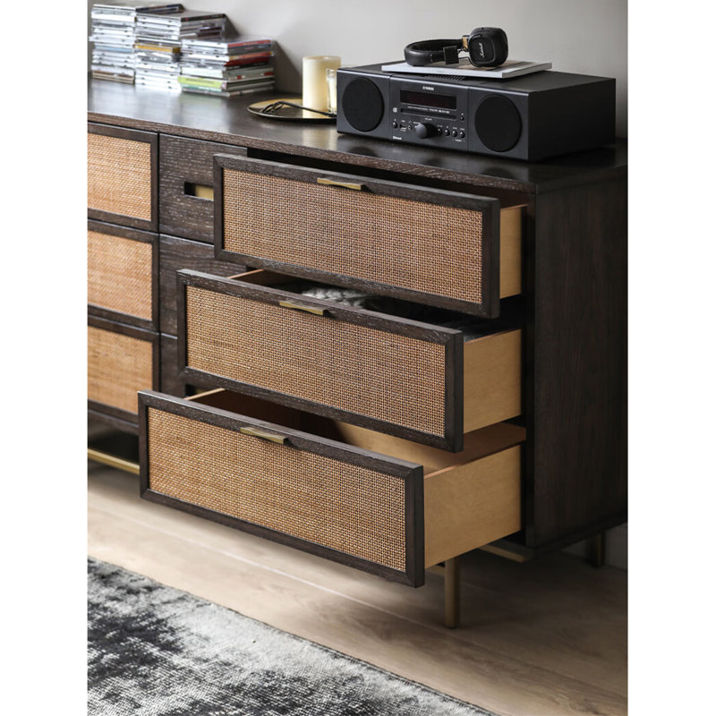 Buffet de style nordique minimaliste