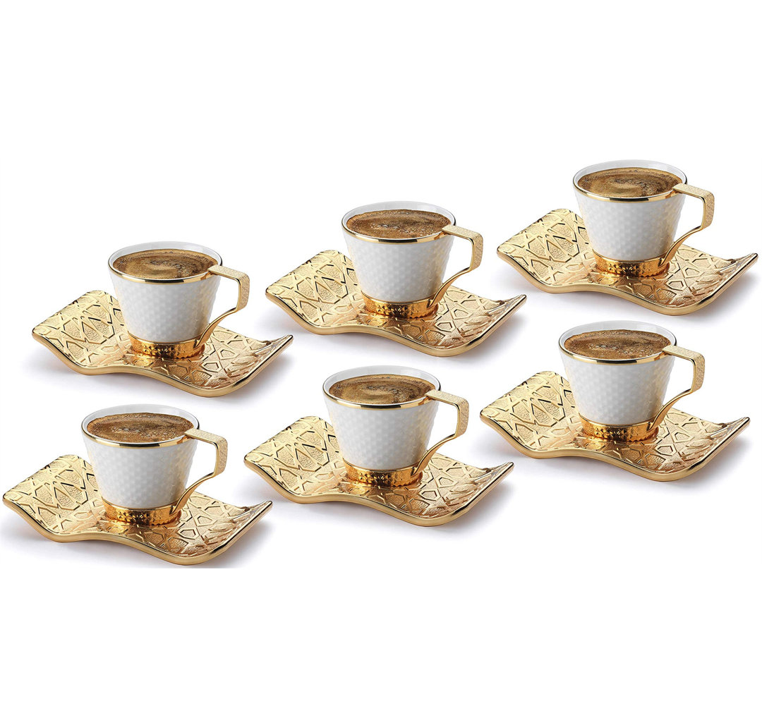 Alecsa Atemberaubender Espresso Türkische Kaffeetassen mit Metallhaltern und Untertassen Set für 6, 2,6 Unzen (Weiß - Go...