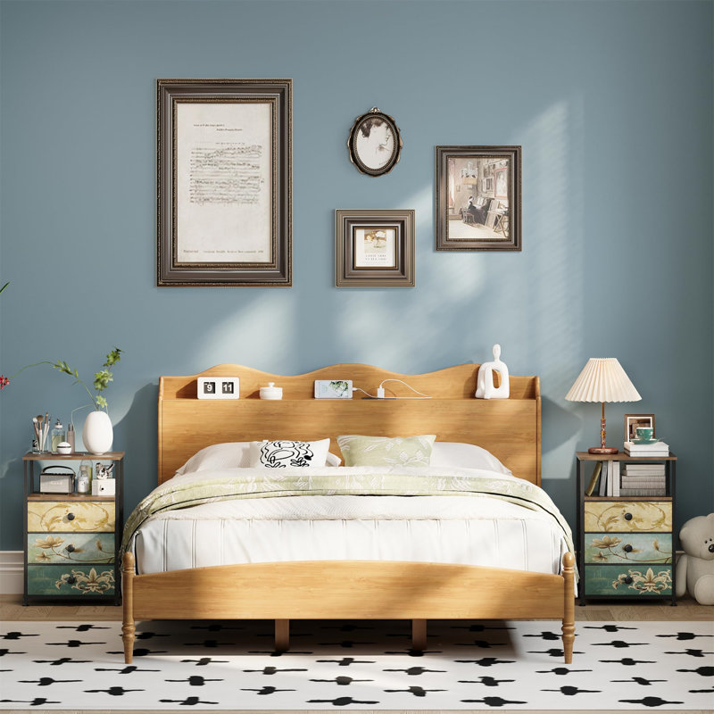 Thatcham 40cm W Metal Bedside Table
