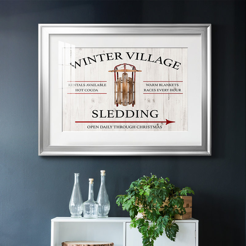 Winter Village Sledding, reproduction d'art encadrée, Argent, H 27 po x l 39 po x P 1,5 po