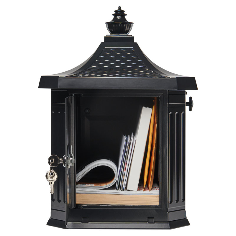 Hamilton Locking Post Mounted Mailbox, Black