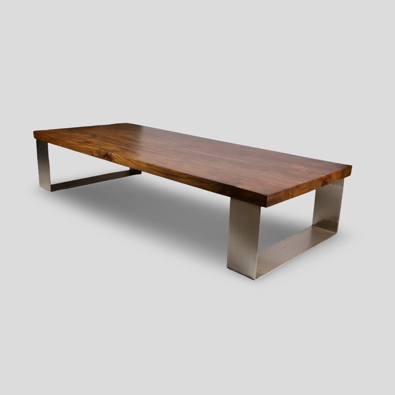 Grande table basse en bois massif Haley