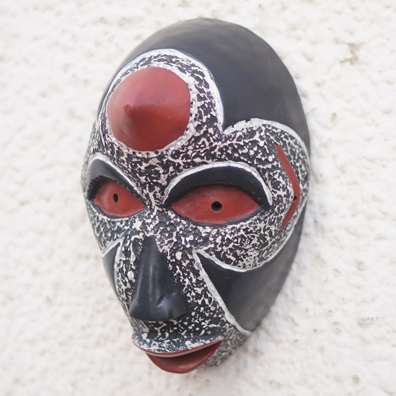 Bungalow rose fait à la main masque de faune masque de bois africain