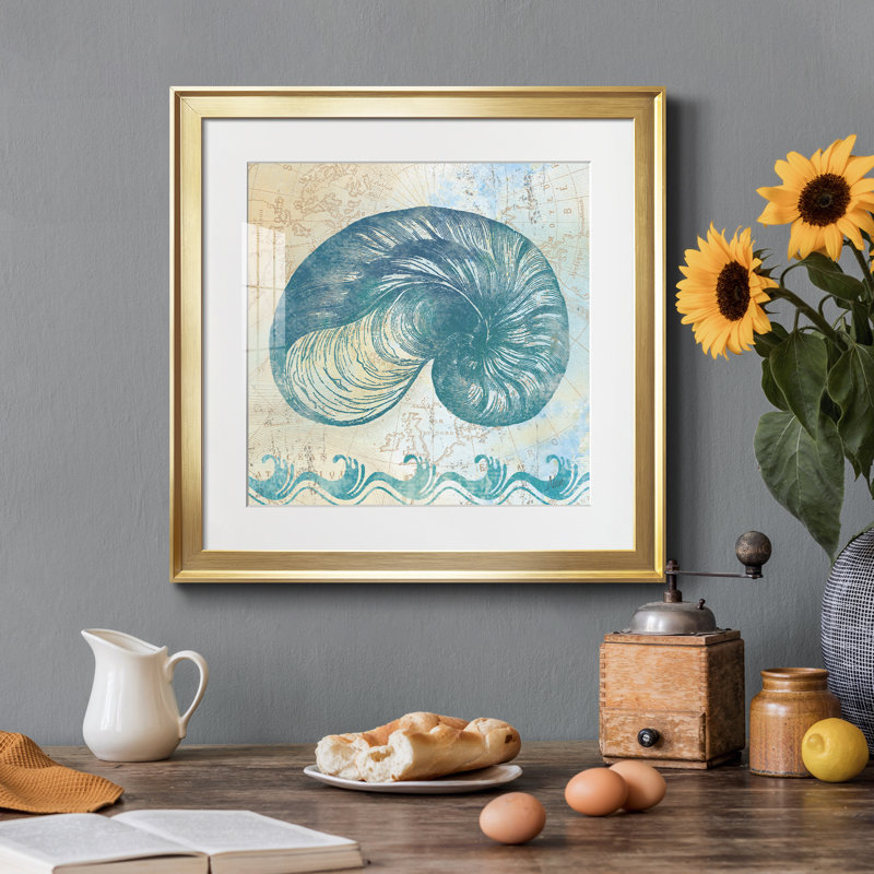 Nautilus Treasure - Reproduction d'art graphique sur papier encadré, Papier encadré doré, H 34,5 po x l 34,5 po x P 1,5 po