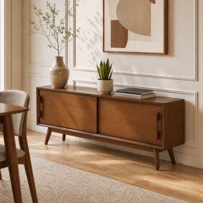 Buffet de style Mid-Century moderne avec portes coulissantes et pieds fuselés