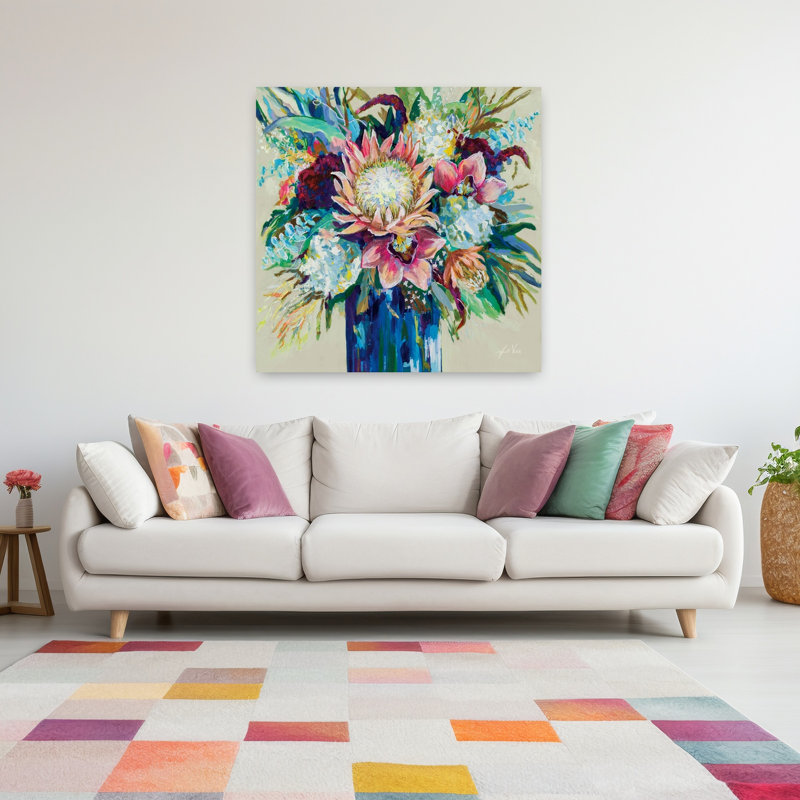 Bouquet contemporain Marias sur fond gris chaud avec art turquoise, H 48 po x l 48 po