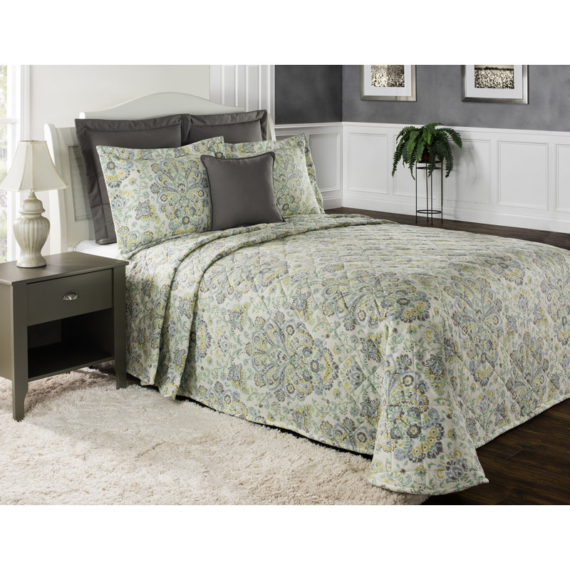 Provence Mist Traditional Damask Cotton Bedspread, King