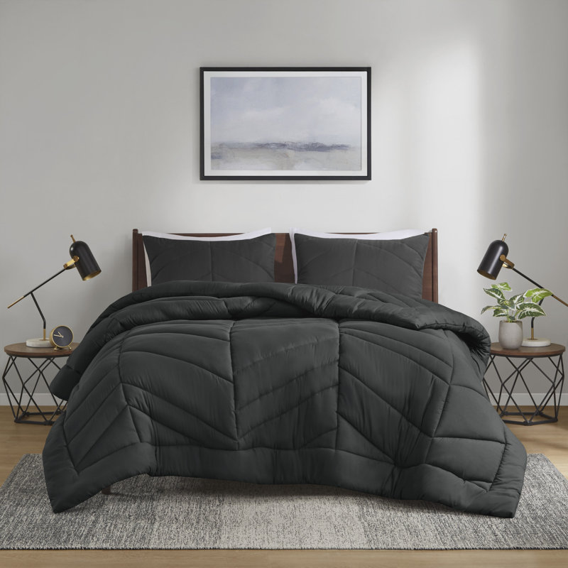 Full Black Microfiber Reversible Chevron Bedspread Set