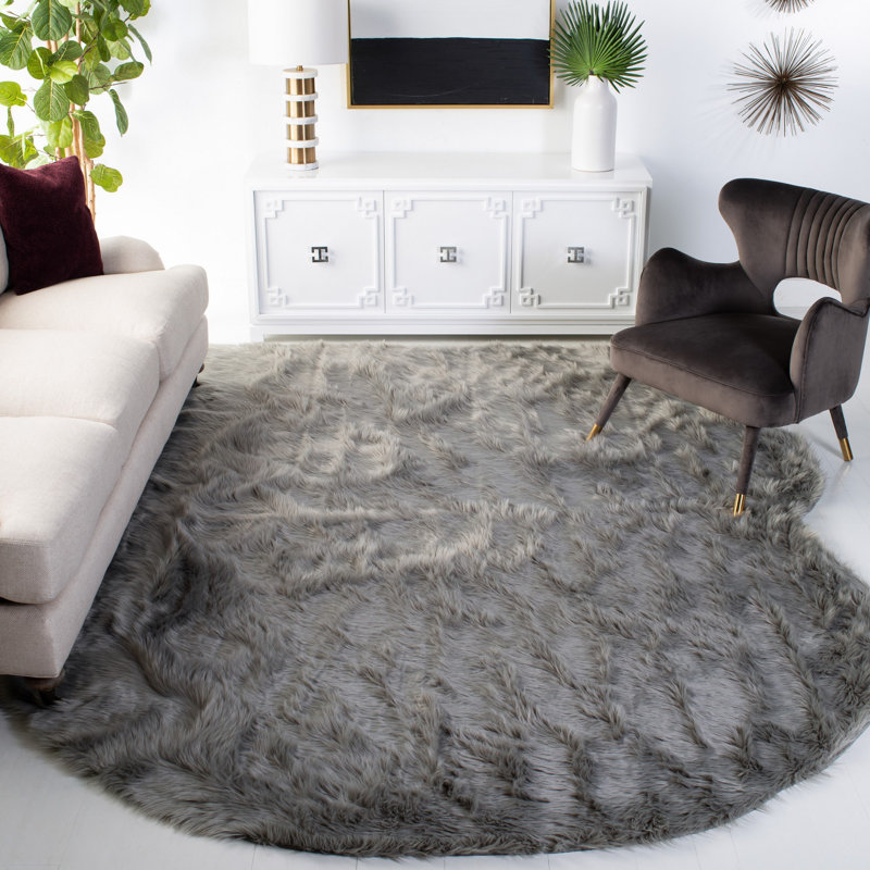 Godeleine Performance Solid Color Rug, Novelty 5' x 7'