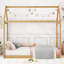Lit simple en bois
