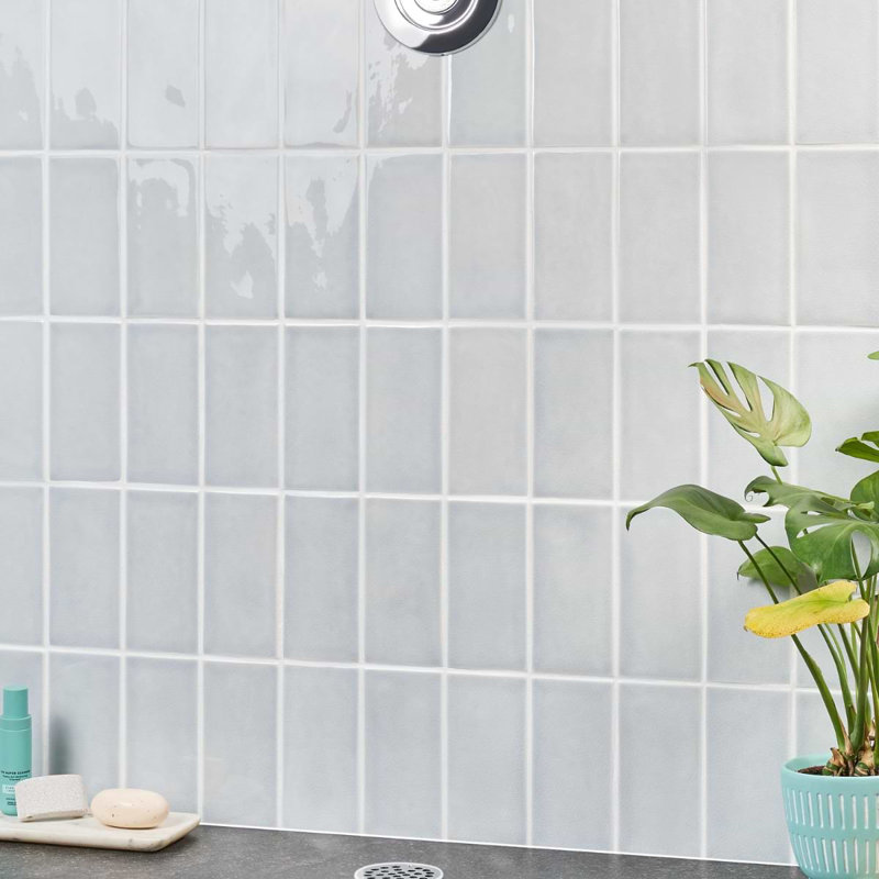 Nabi Subway 4.5x9 Subway Polished Glass Tile, Arctic Blue