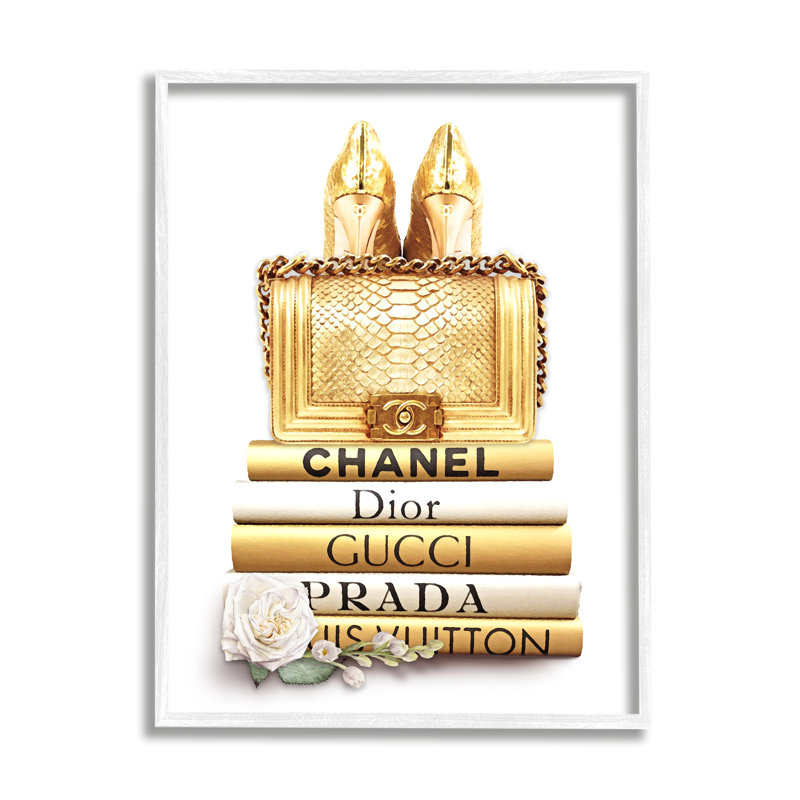 «Divine Golden Fashion Purse» par Glam Designer, Giclée encadrée blanc bord de mer, H 30 po x l 24 po