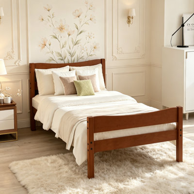 Lit plateforme simple en bois avec tête de lit, support à lattes en bois et rangement sous le lit au fini noyer