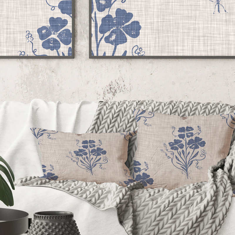 Coussin décoratif rétro imprimé de fleurs de ferme bleues I, 18 po x 18 po