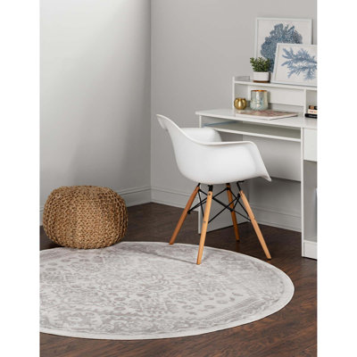 Ervine Oriental Indoor Rug