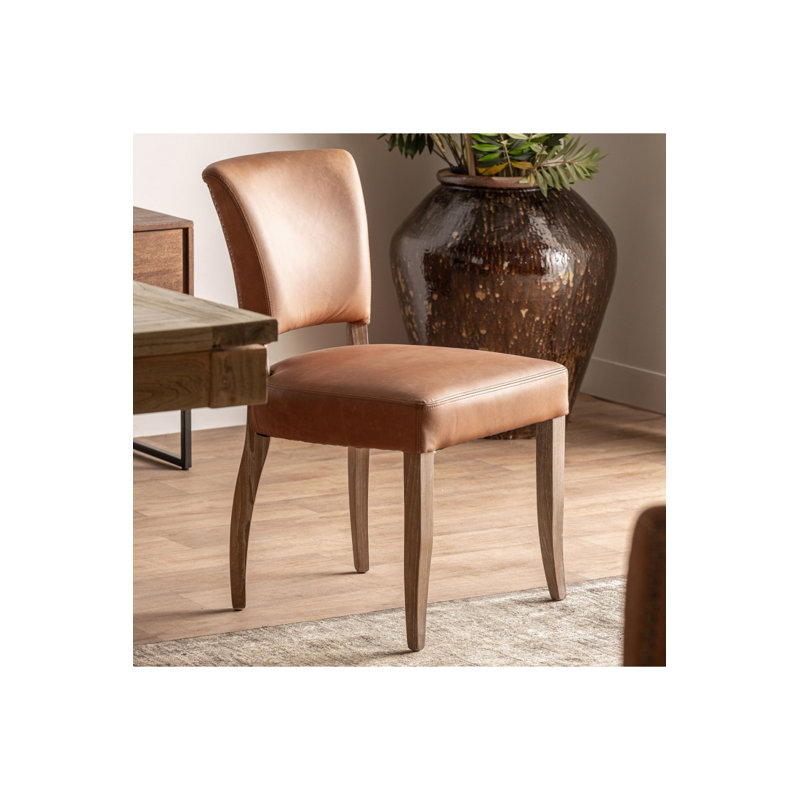 Chaise Tolla