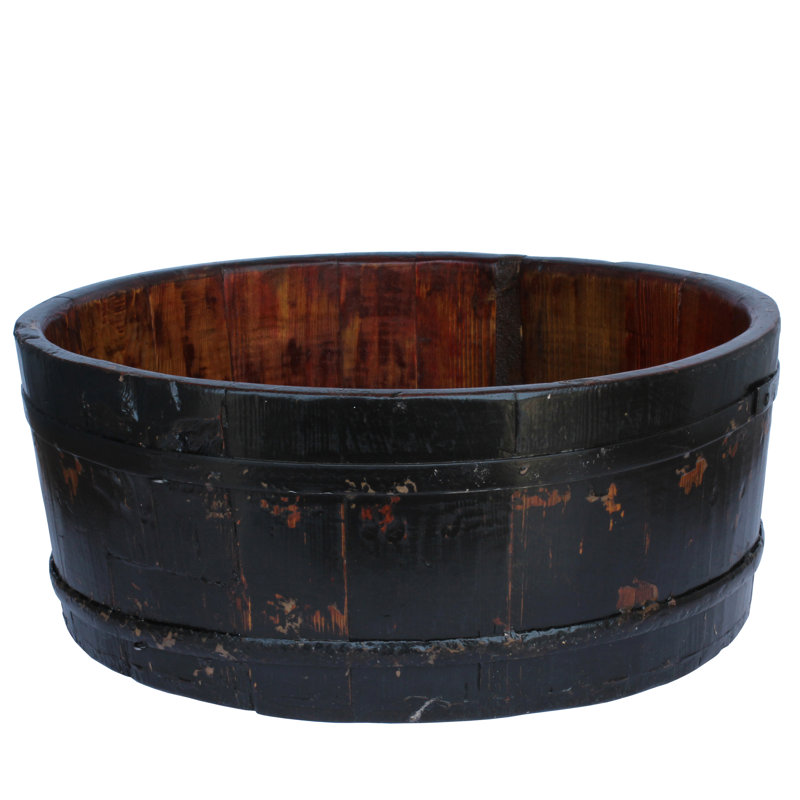 Seau de bois, Noir