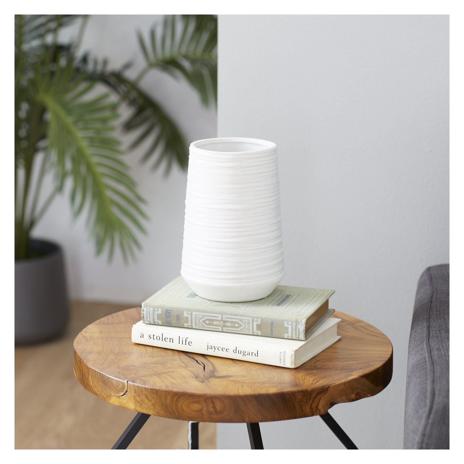Alette Ribbed Porcelain Ceramic Decorative Vase, 7" H