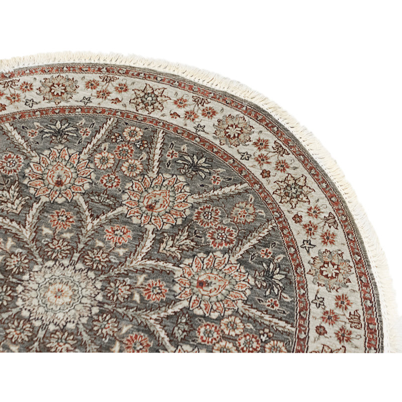 Hand Knotted Wool Area Rug in Green And Cream