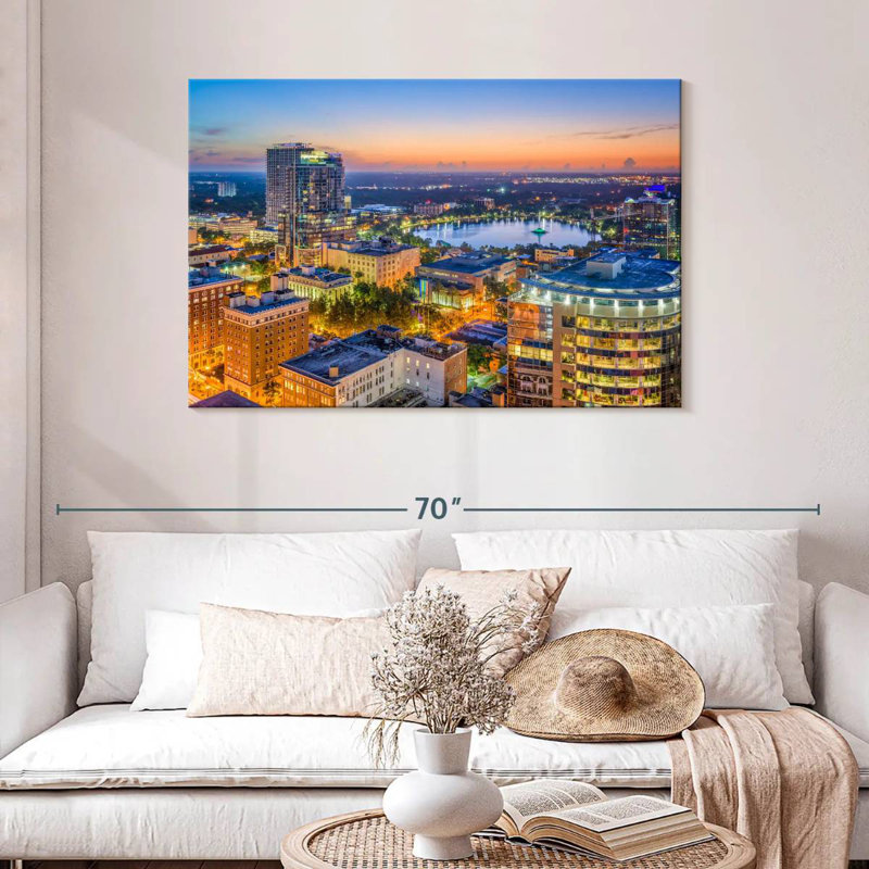 Nicci Central Florida, 30" H x 45" W