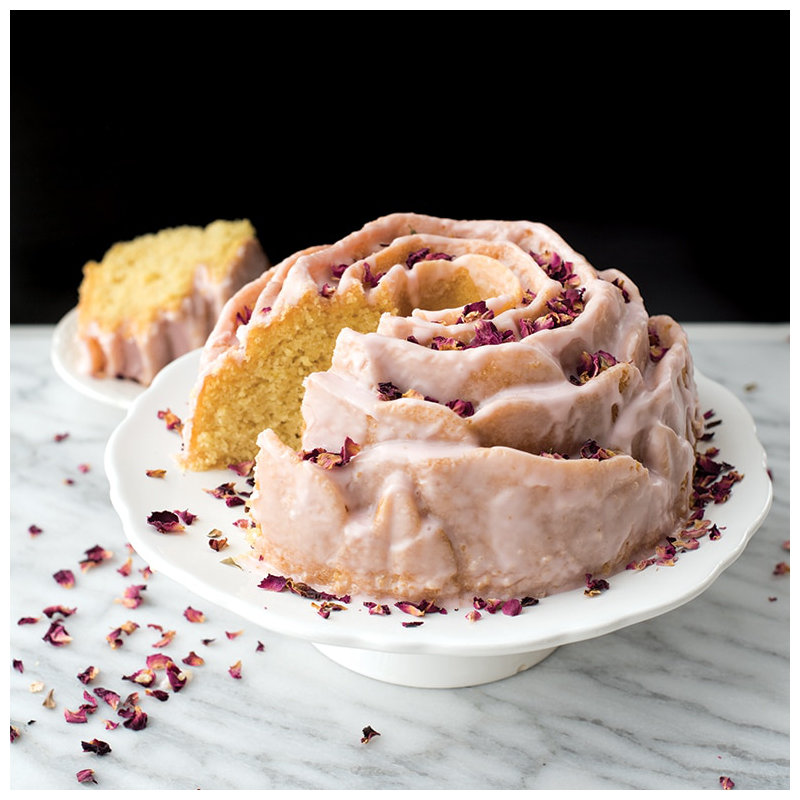 Nordic Ware Non-Stick Round Rose Pan
