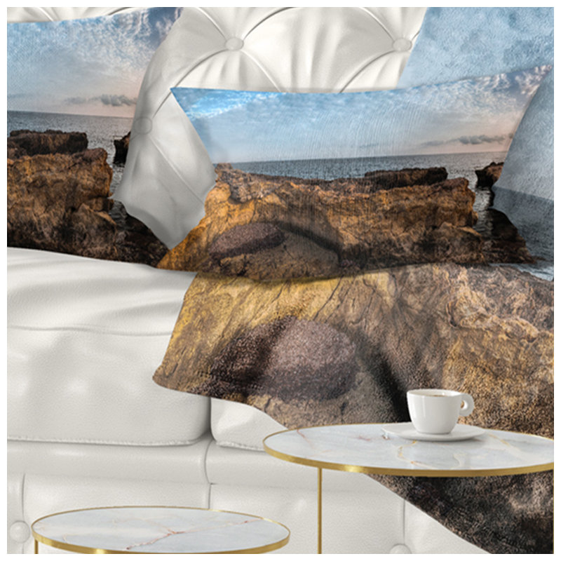 Coussin lombaire en ciel à la côte rocky
