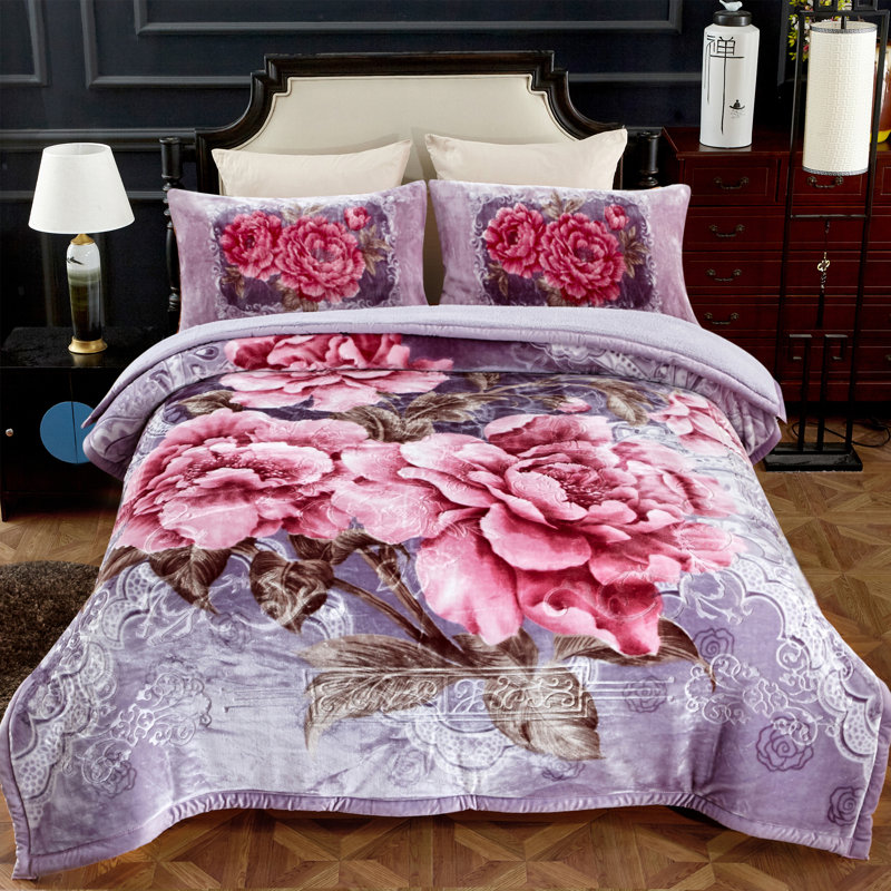 Polyester Flannel Floral Comforter