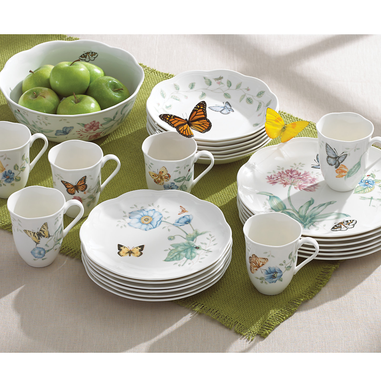 Butterfly Meadow Porcelain Dinnerware Set
