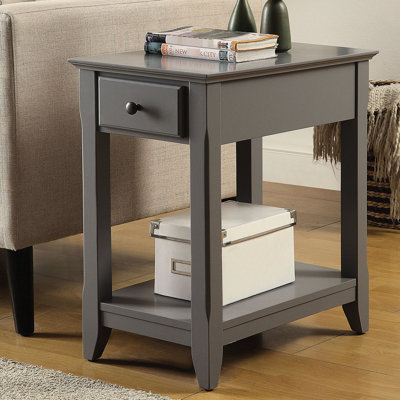 Table d'appoint rectangulaire grise, avec tiroir et tablette, idéale pour les espaces de vie. Elle a une tablette de rangement et met en valeur votre intérieur.