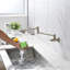 Robinet de lavabo mural avec robinet pivotant et bras articulés doubles-56648906