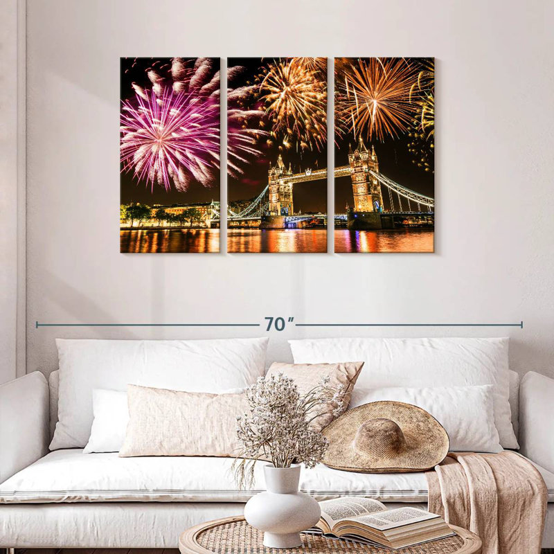 Nicci Fireworks Over Tower Bridge, 28" H x 45" W