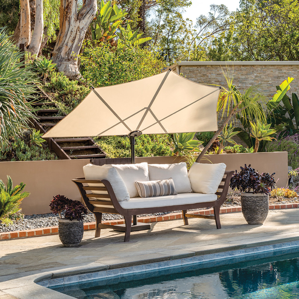 Ellen 4.8' Market Umbrella, Cream Performance
