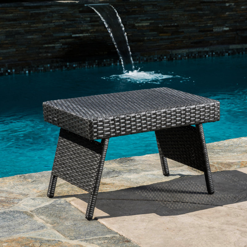Table Pe, gris, l 24 po x P 16 po, H 15,75 po, structure en fer, sans assemblage pour accents de style Mid-Century gris, 24 po x 16 po x 15,75 po, avec nécessaire
