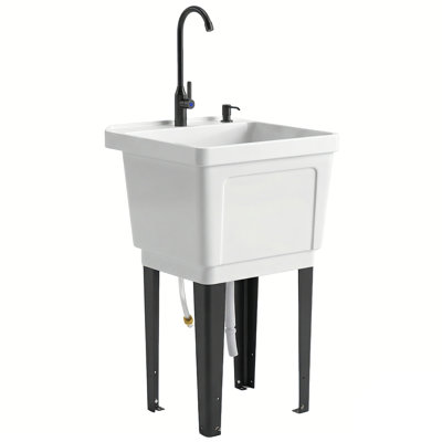 Évier utilitaire portable autoportant de 87 litres (23 gallons) avec distributeur de savon intégré, blanc, idéal pour la buanderie ou le cellier.