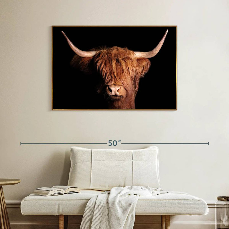 Vache écossaise Highland, Cadre flottant doré, 40 po x 27 po