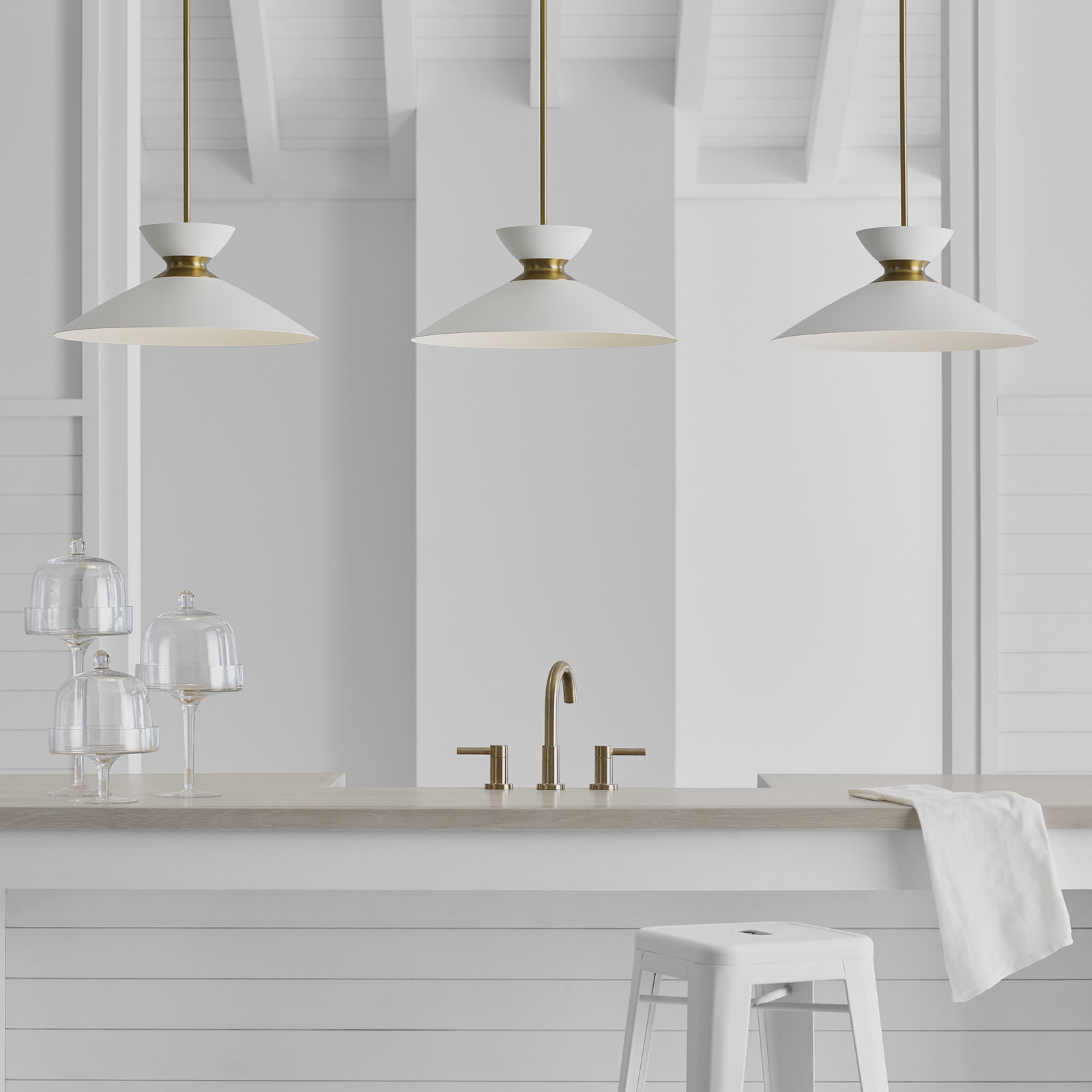Agata Single Light Metal Dimmable Pendant