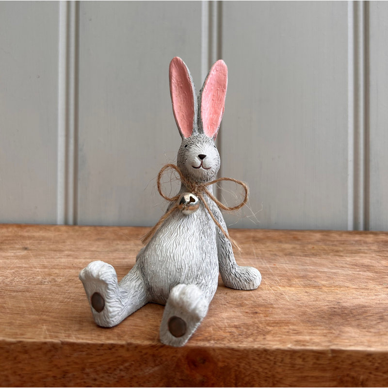Chamari Figurines & Sculptures, Grey