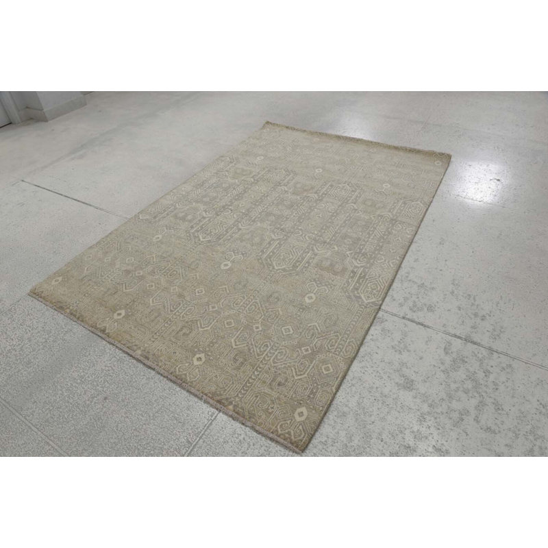 Transitional One-of-a-Kind Rectangle 4'11" X 7'4" Hand Knotted Area Rug