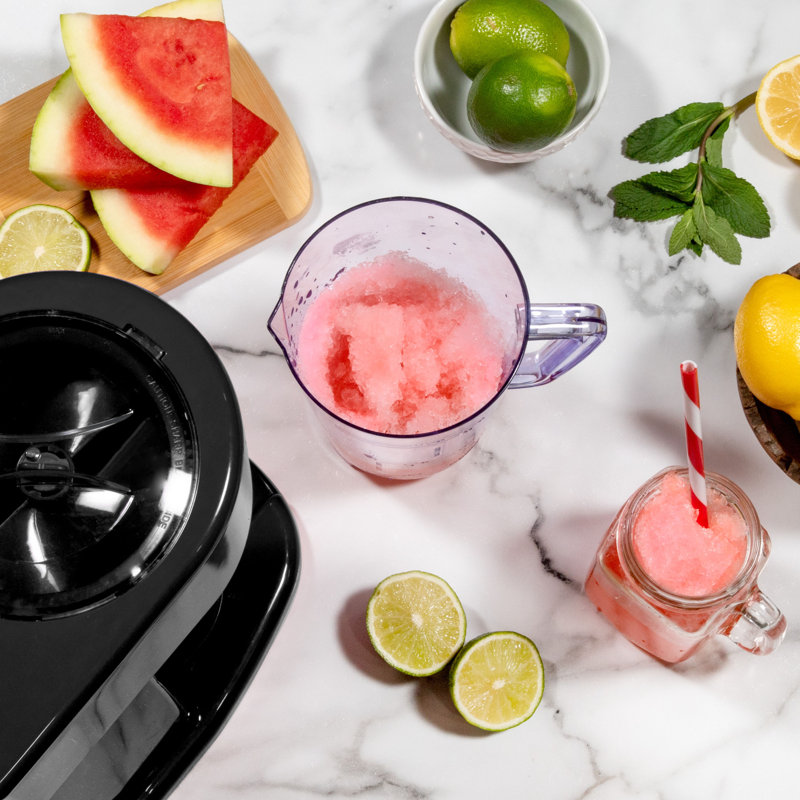 Nostalgia 40-Ounce Frozen Beverage Station, Black, Black