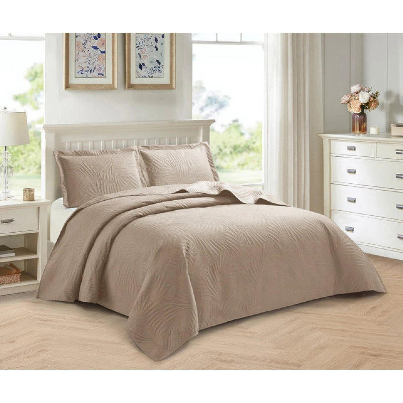 3 Piece Tropical Leaf Bedspreads Set Quilted Bed Throw with Matching Pillow Shams Polyester Material, Mink