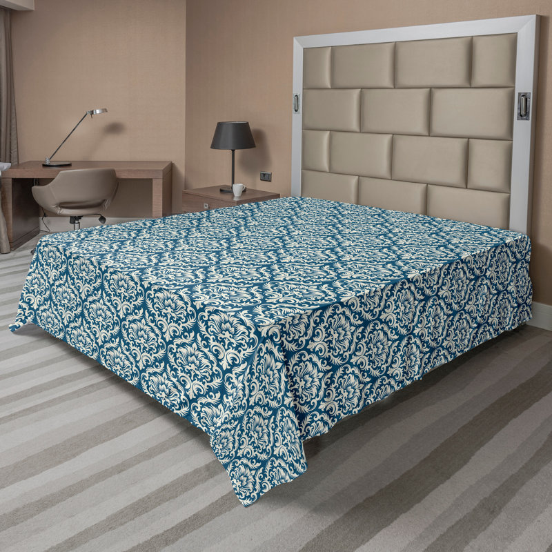 Drap de saison Ambesonne, Bleu marine, crème / damas, Très grand