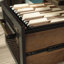 Bureau d'ordinateur en chêne avec huche, grand tiroir, plateau à clavier et grande surface de travail pour le bureau à domicile